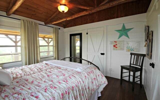 Coolview Cabin by RedAwning