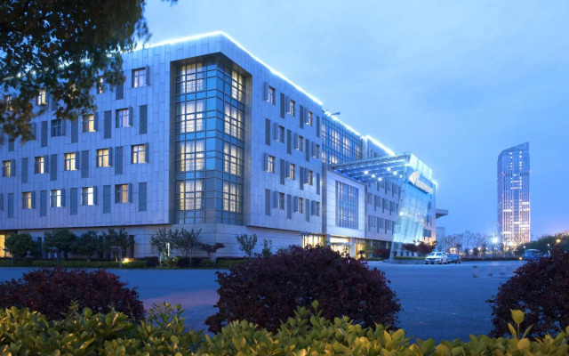 Nanjing Expo Center Hotel