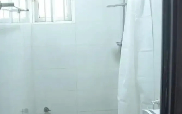 Ekulu Apartments