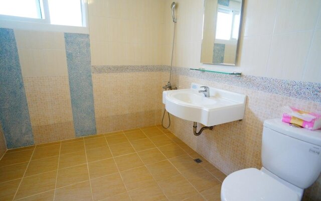 Dream Kenting Inn