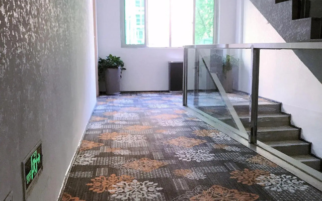 Sanming Four Seasons Sunshine Theme Inn