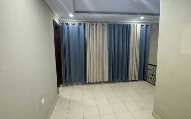 Naivasha Gate- Away Palace