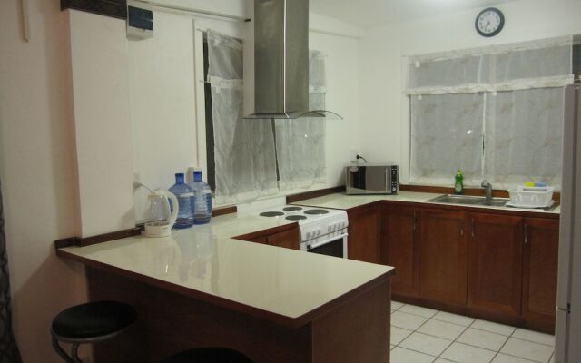 Captain Cook Apartments