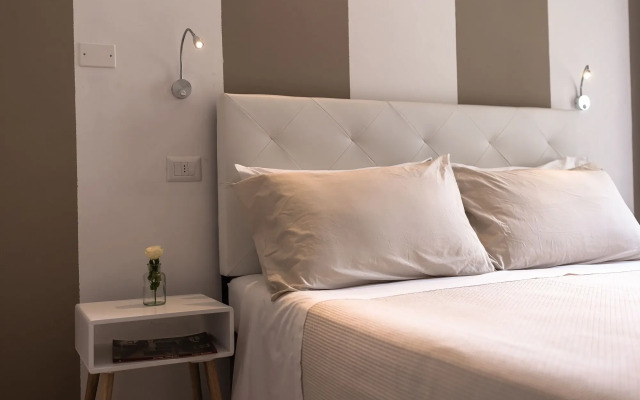 De La Ville Boutique Hotel