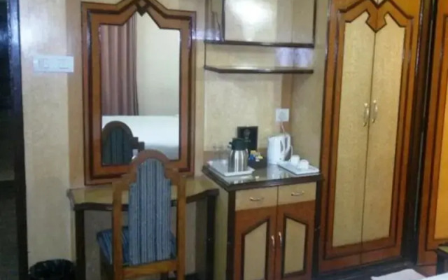 Hotel Radhika Regency