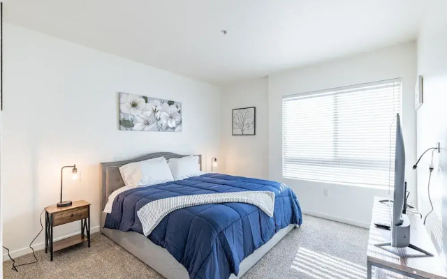 Modern 2br Apartment On Gordon St Hollywood 2 Bedroom Apts by RedAwning