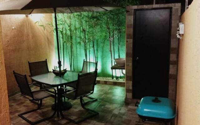 Linda Casita de Cereza