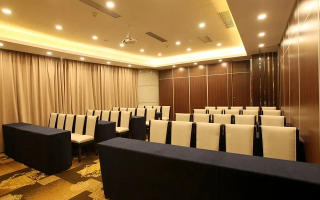 Elite Polink Global Hotel