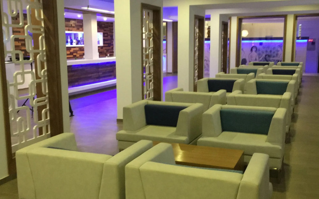 Les Palmiers Beach Holiday Village