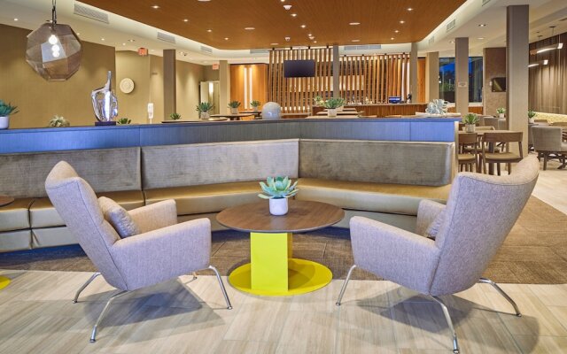 SpringHill Suites Medford Airport