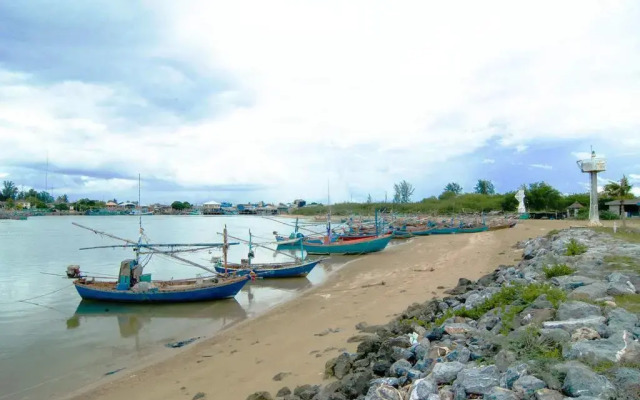 Lawana Escape Beach Resort