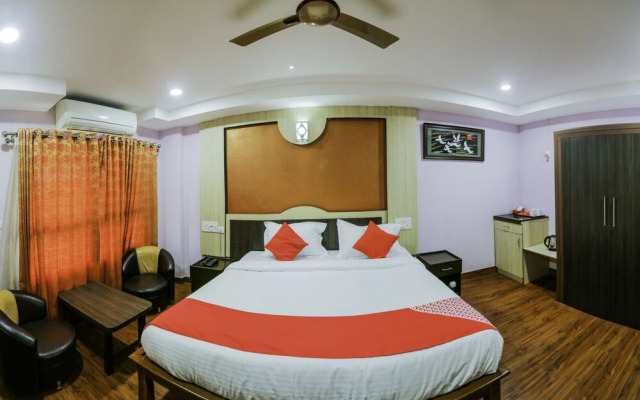 OYO 24519 Hotel Mother Palace