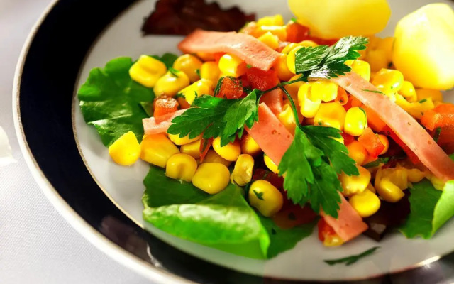 Avanti Hotel & Convention Center