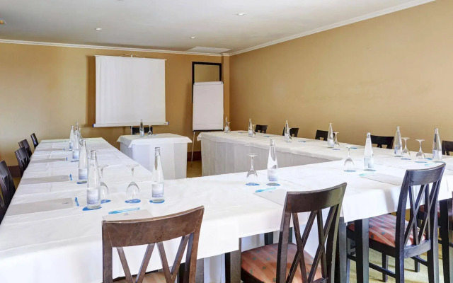 Grupotel Macarella Suites & Spa