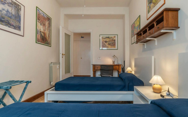 Roomy and Bright Apartment with Terrace