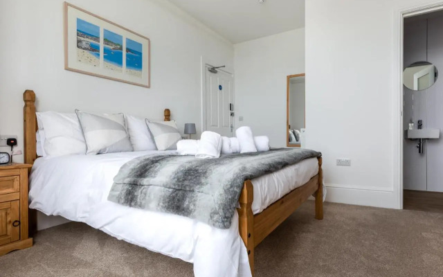 Little Leaf Guest House