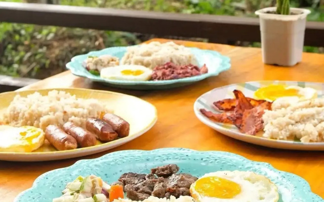 Flo Bed and Breakfast