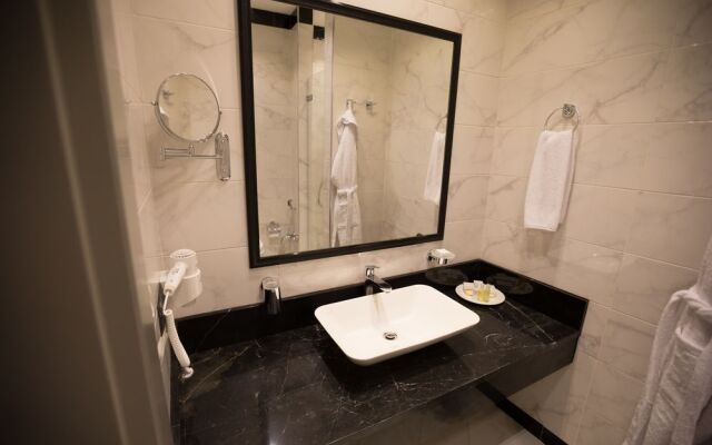 Seven Rooms Boutique Hotel