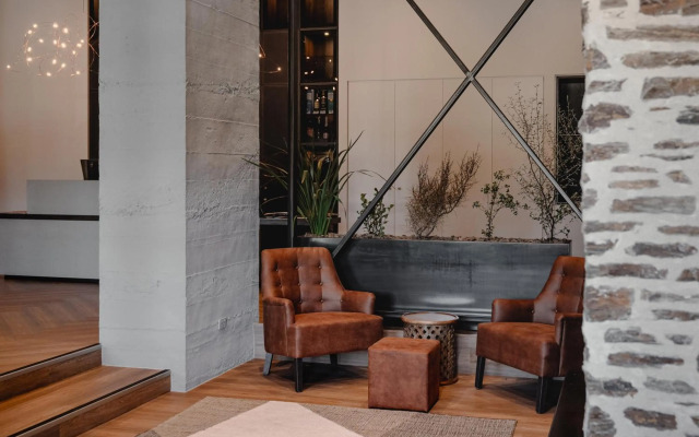 Harvest Hotel