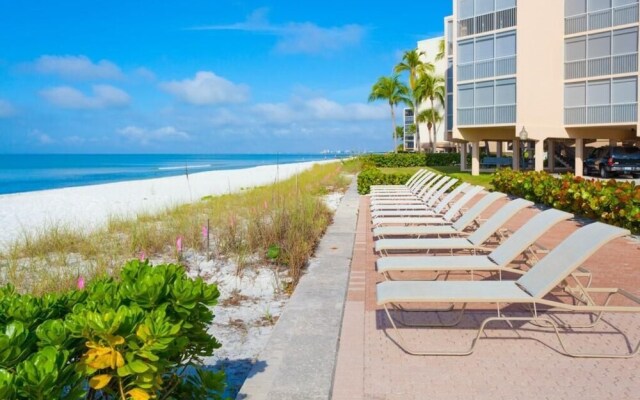 John's Dolphin Way Condo