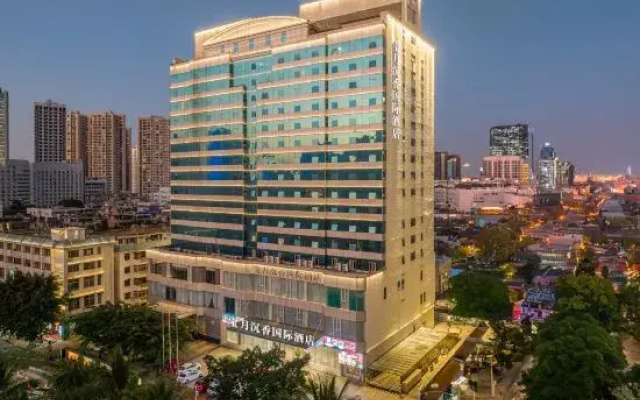 Baoyue Agarwood International Hotel