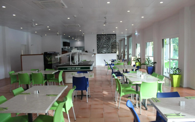 Amaroo on Mandalay