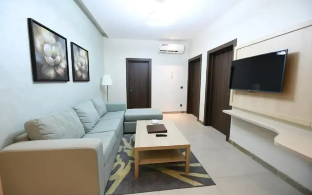 Renee Suite