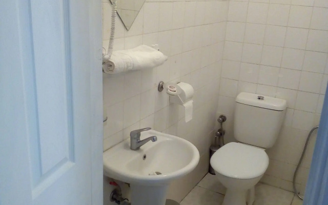 Ela Otel Hisarönü