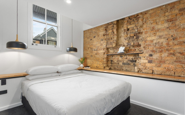 Charming 3-bed Cottage With a Courtyard – Guest Rooms – Sydney