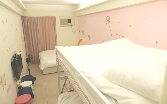 9527 Taichung Hostel