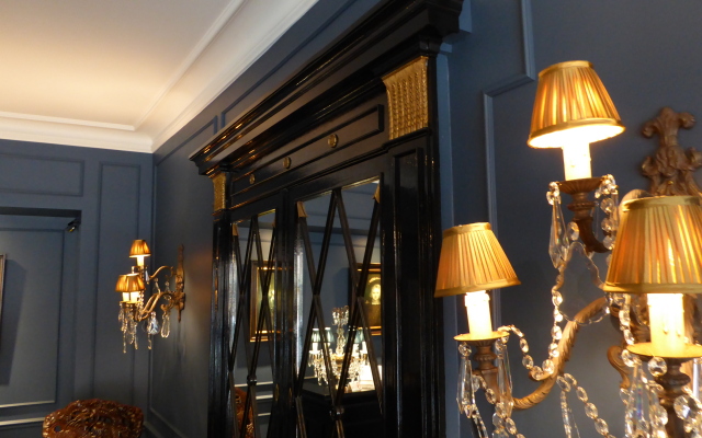 The Black Swan Hotel