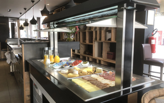 Apartments & Suites Veneziana