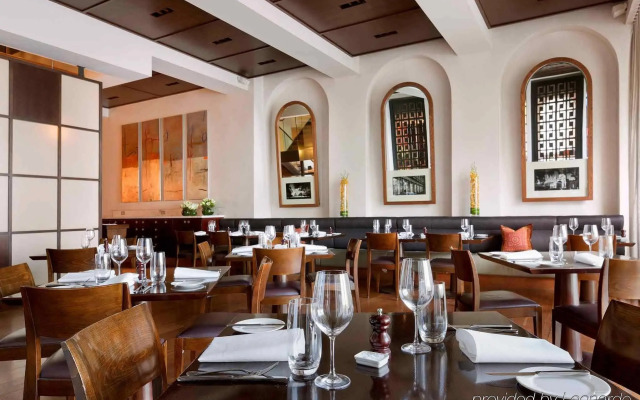 Hotel Lindrum Melbourne MGallery by Sofitel
