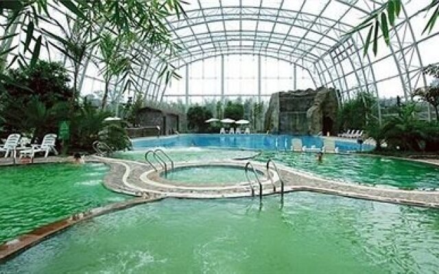 Eden Resort Hotel Yibin