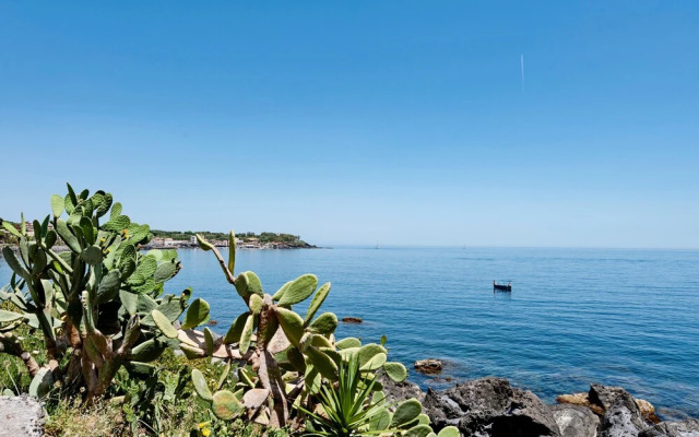 Sunrise Apartments by Wonderful Italy