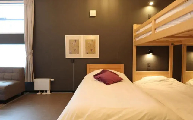 UCHI Living stay ekolu