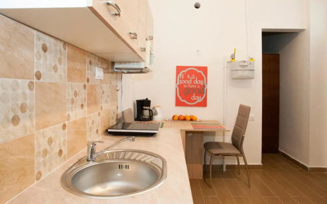Ariel Studio Close to St. Stephen Basilica