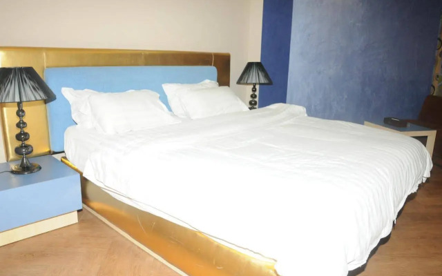 Royal Inn Hotel