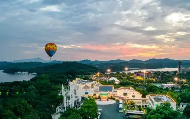Tianmu Lake Bamboo Garden hotel