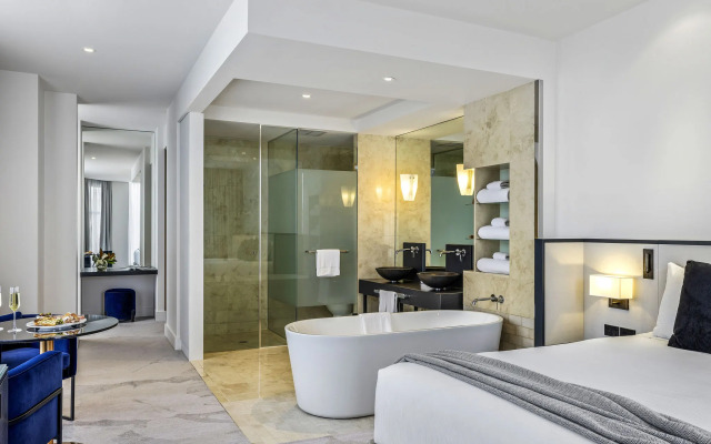 Peppers Waymouth Adelaide