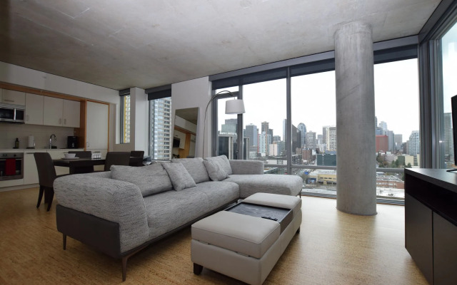 Space Needle Suites by Luxe Hubs