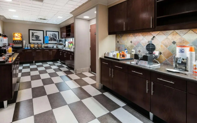 Hampton Inn & Suites San Marcos