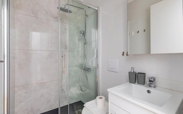 Arco - 2-BR Apt in the Heart of Athens