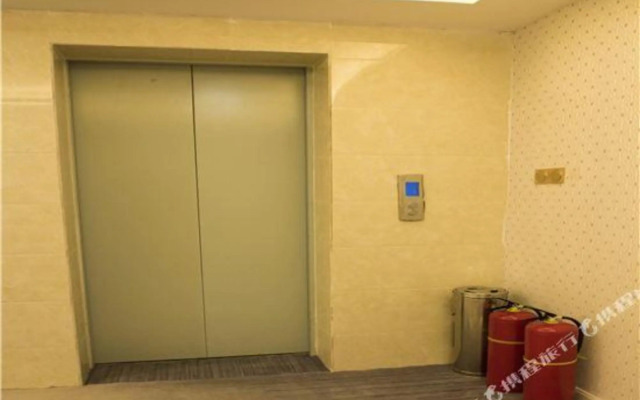 Wanyu B&B Hotel (Xi 'an Zhong Tower Huimin Street)