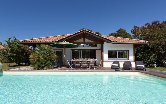 Beautiful villa with a private pool by the Atlantic ocean