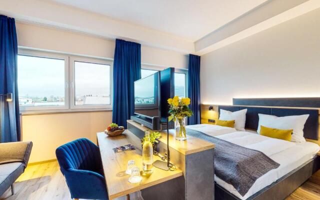 Point 7 Hotel