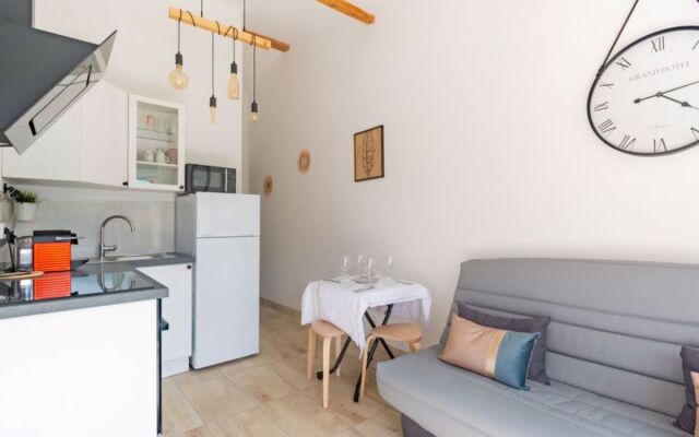 Lot 10 loree du bois