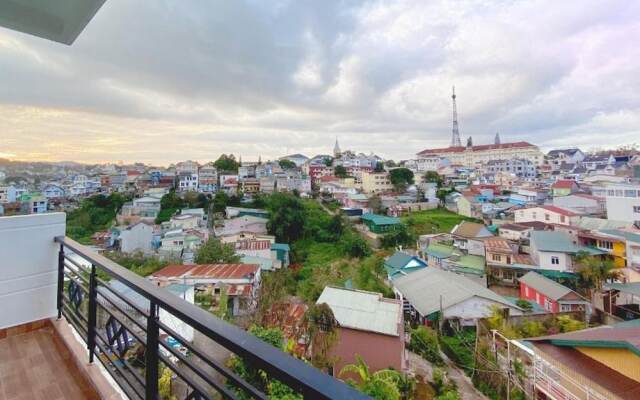 HANZ Bao Hoang Hotel