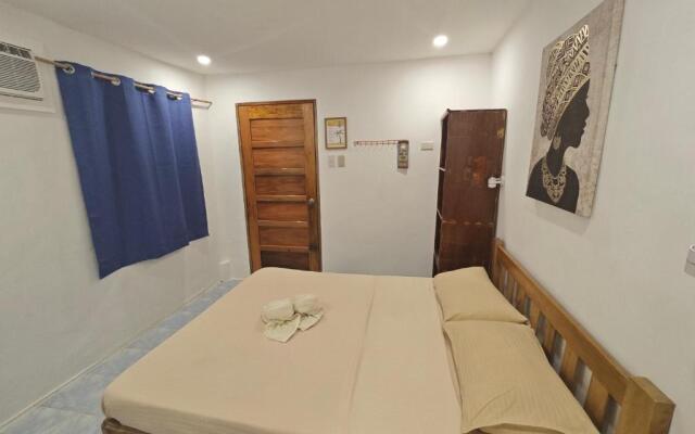 Room-Cola Inn
