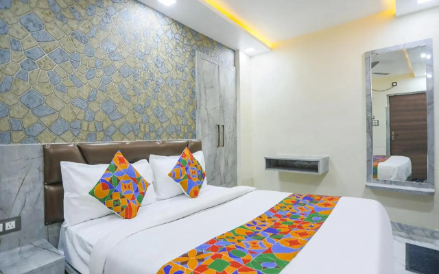 Fabhotel The Treenity House